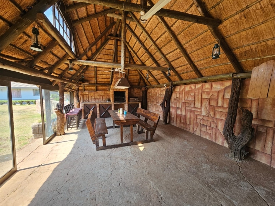 8 Bedroom Property for Sale in Rustenburg Rural North West